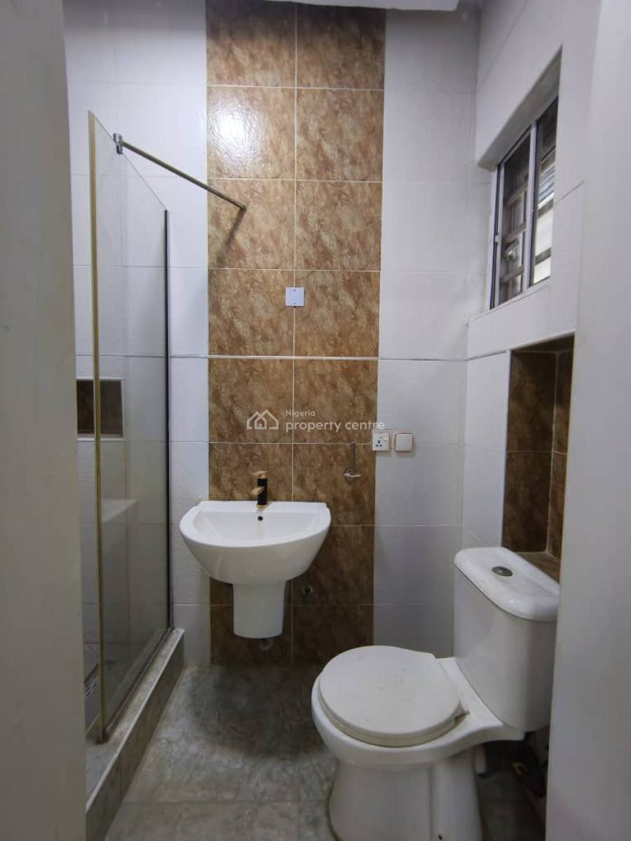 Luxury Spacious Well Remodeled Modern Type Beautiful 5 Bedroom Fully D, Chevron, Lekki Lagos, Lekki, Lagos, Detached Duplex for Rent
