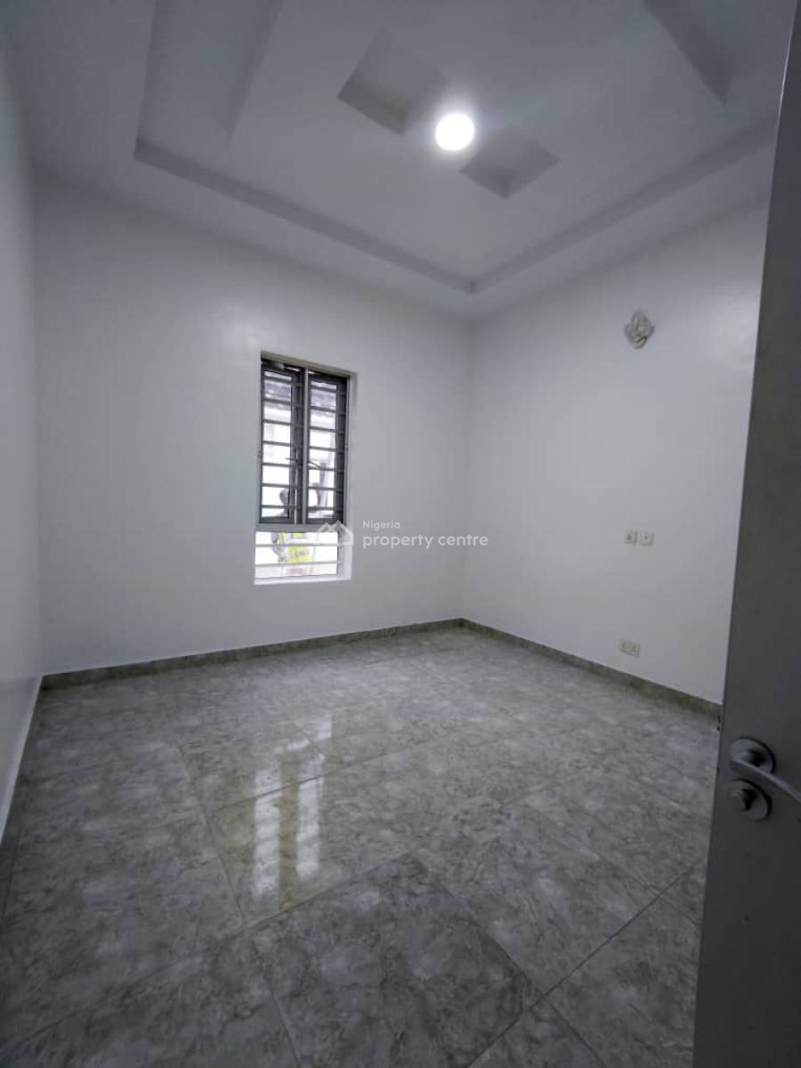 Luxury Spacious Well Remodeled Modern Type Beautiful 5 Bedroom Fully D, Chevron, Lekki Lagos, Lekki, Lagos, Detached Duplex for Rent