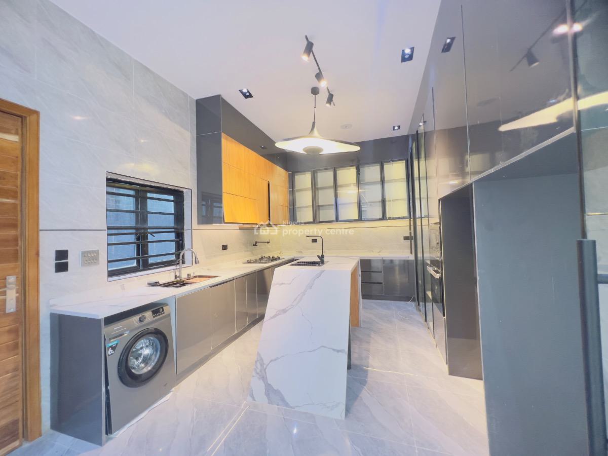 5bedroom Detached Duplex with Bq, Chevron, Lekki, Lagos, Detached Duplex for Sale
