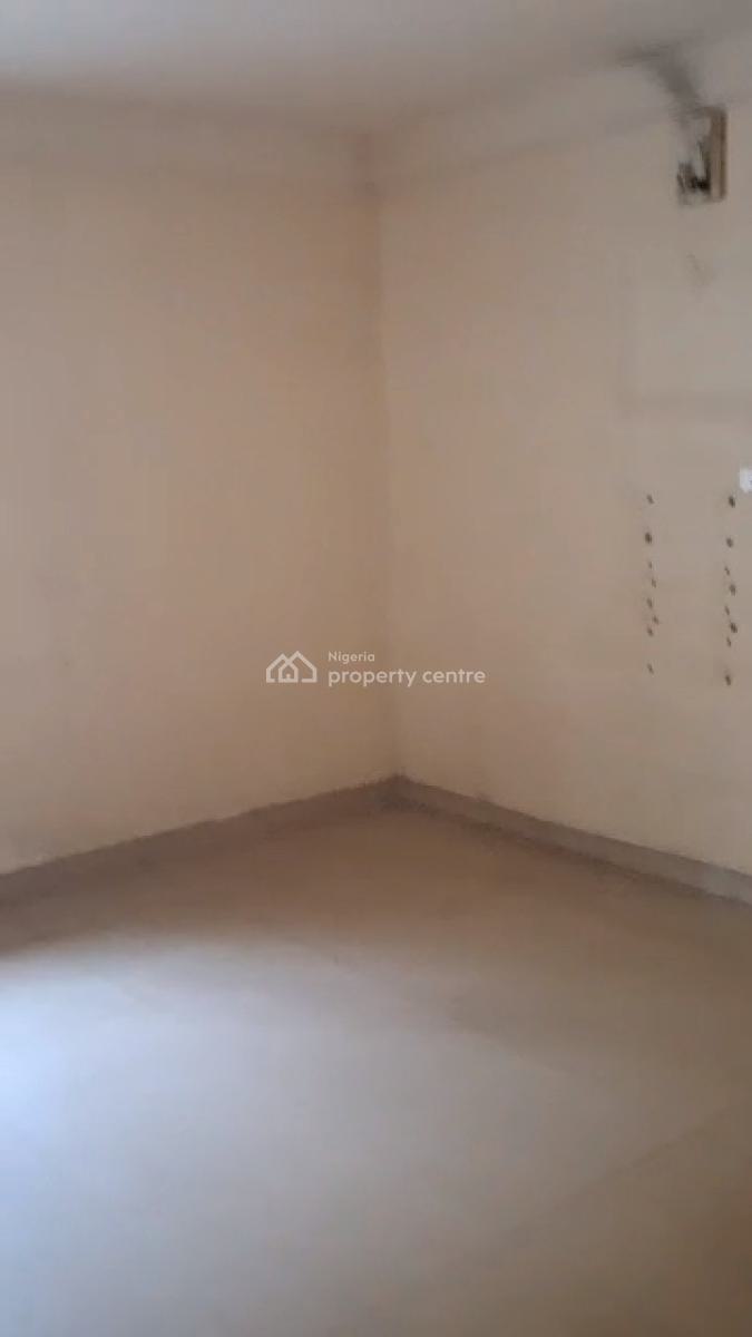 Beautiful Spacious 2 Bedroom Apartment in an Estate, Off Toyin Street, Ikeja, Lagos, Flat / Apartment for Rent