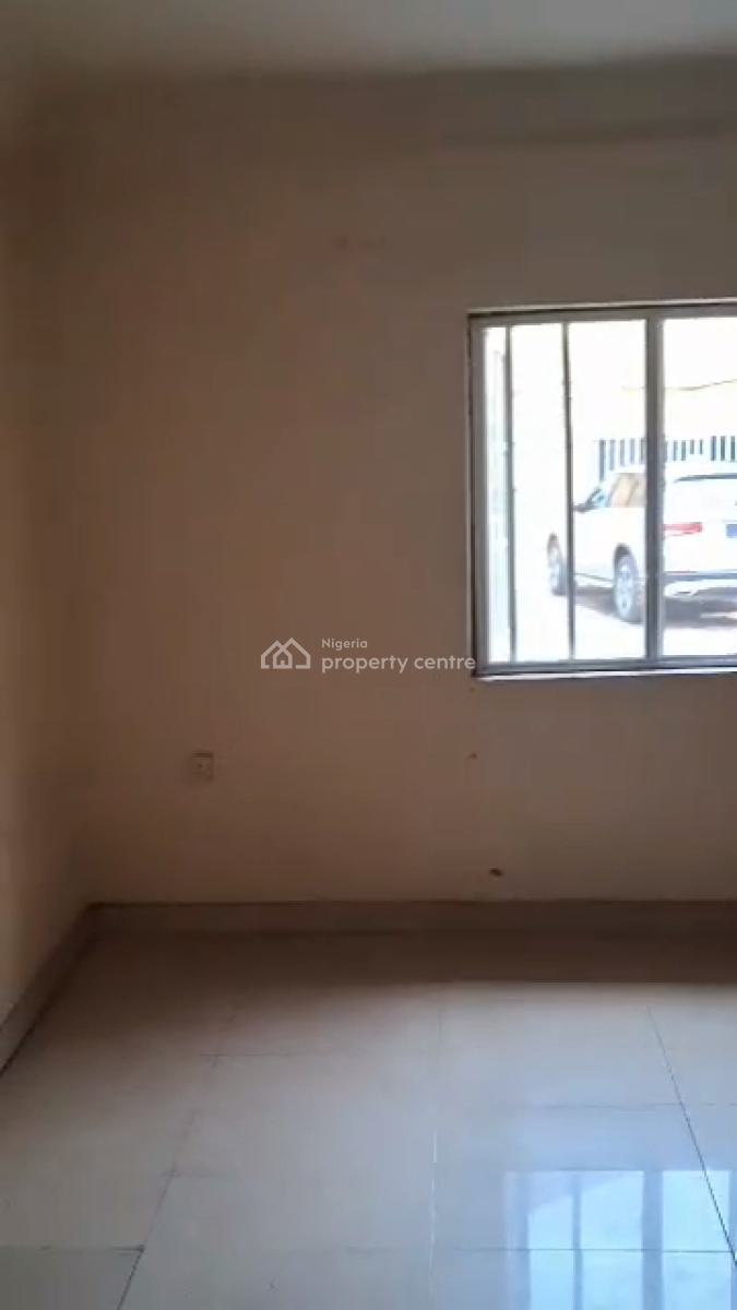 Beautiful Spacious 2 Bedroom Apartment in an Estate, Off Toyin Street, Ikeja, Lagos, Flat / Apartment for Rent