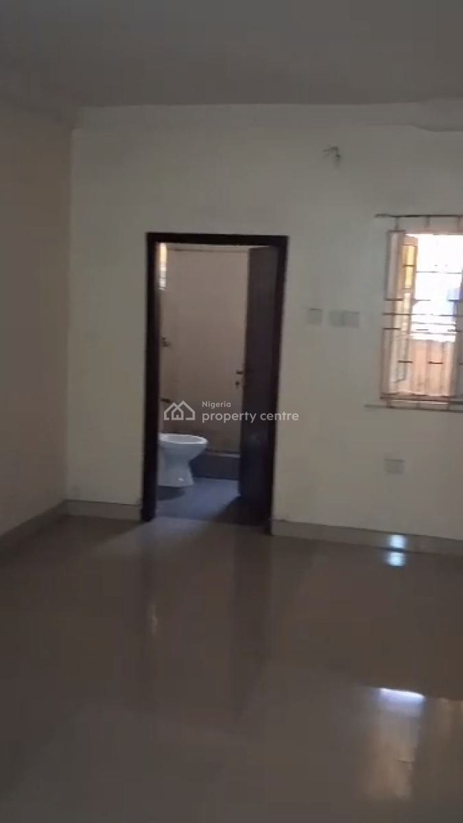 Beautiful Spacious 2 Bedroom Apartment in an Estate, Off Toyin Street, Ikeja, Lagos, Flat / Apartment for Rent