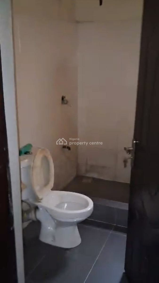 Beautiful Spacious 2 Bedroom Apartment in an Estate, Off Toyin Street, Ikeja, Lagos, Flat / Apartment for Rent