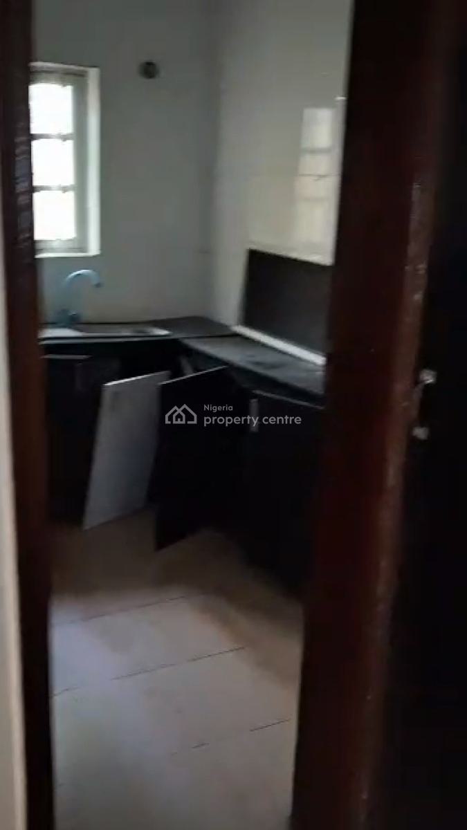 Beautiful Spacious 2 Bedroom Apartment in an Estate, Off Toyin Street, Ikeja, Lagos, Flat / Apartment for Rent