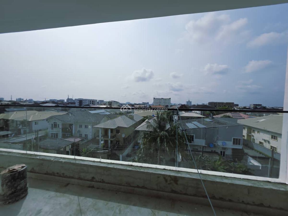 3bedrooms Flat with Bq, Lekki Phase 1, Lekki, Lagos, Flat / Apartment for Sale