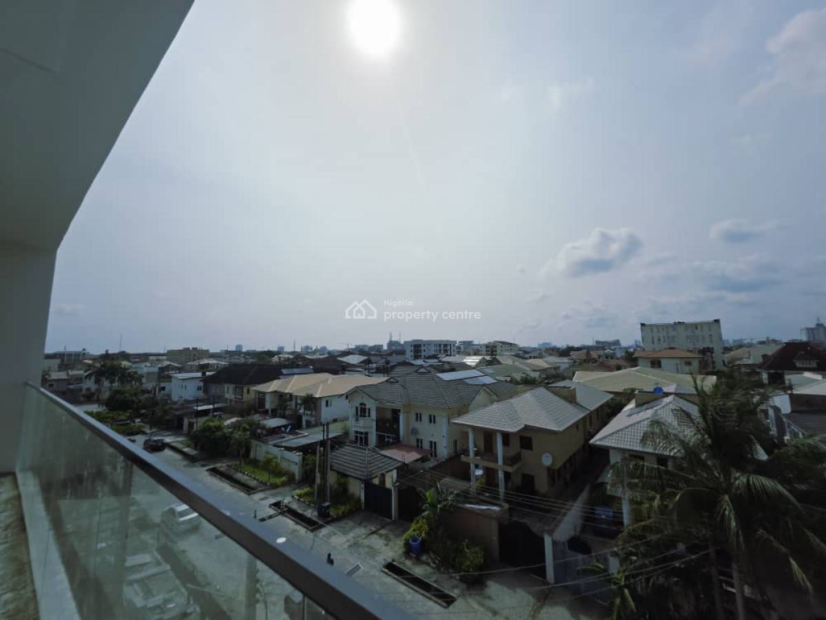 3bedrooms Flat with Bq, Lekki Phase 1, Lekki, Lagos, Flat / Apartment for Sale
