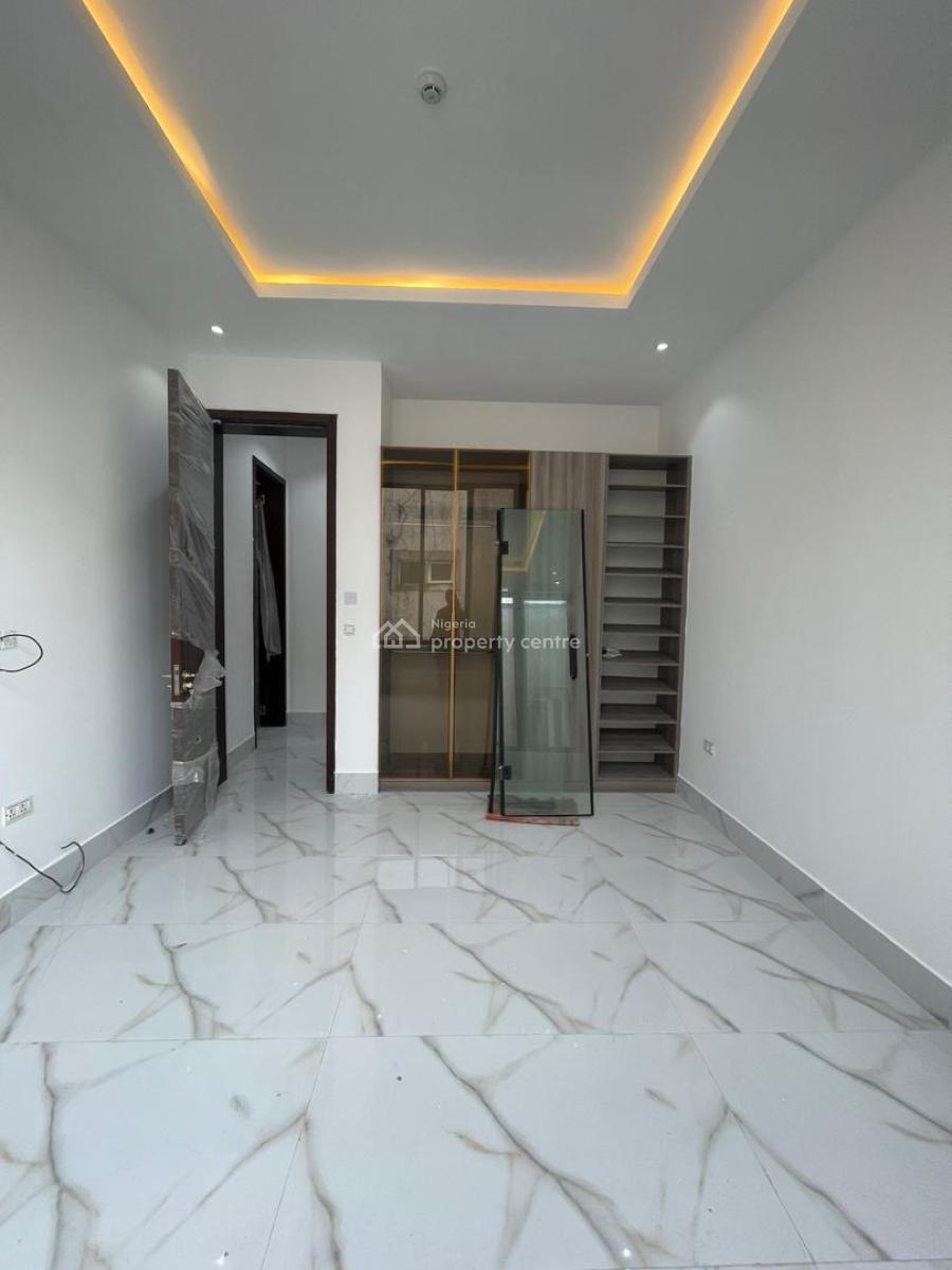 Luxury 3 Bedroom Apartment with Bq, Lekki Phase 1, Lekki, Lagos, Flat / Apartment for Rent