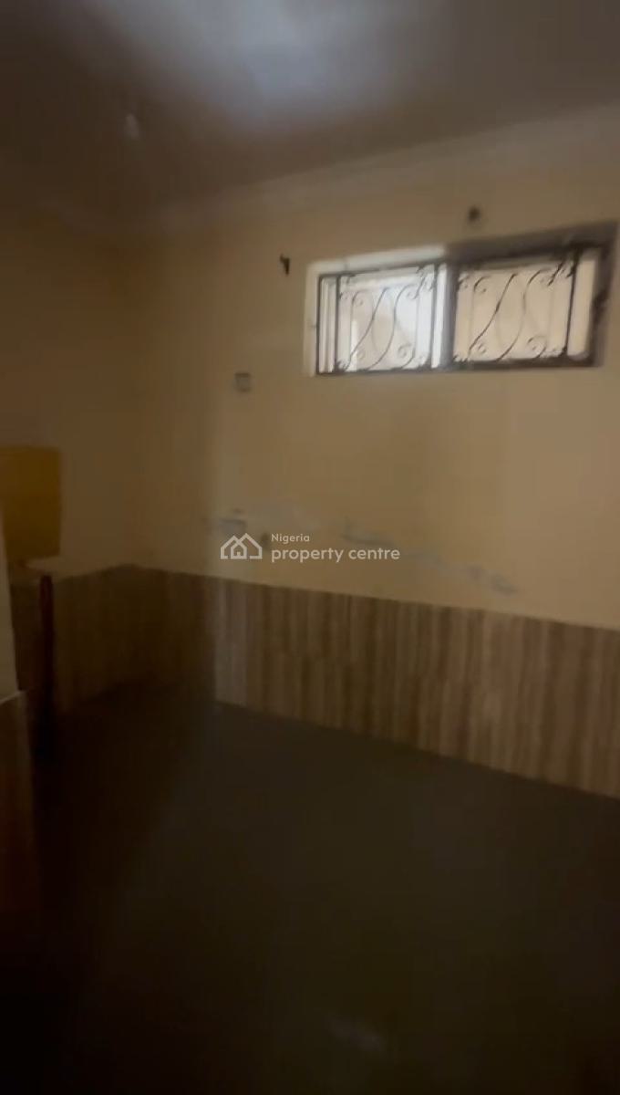 a Spacious Roomself Bq, Oniru, Victoria Island (vi), Lagos, Self Contain (single Rooms) for Rent