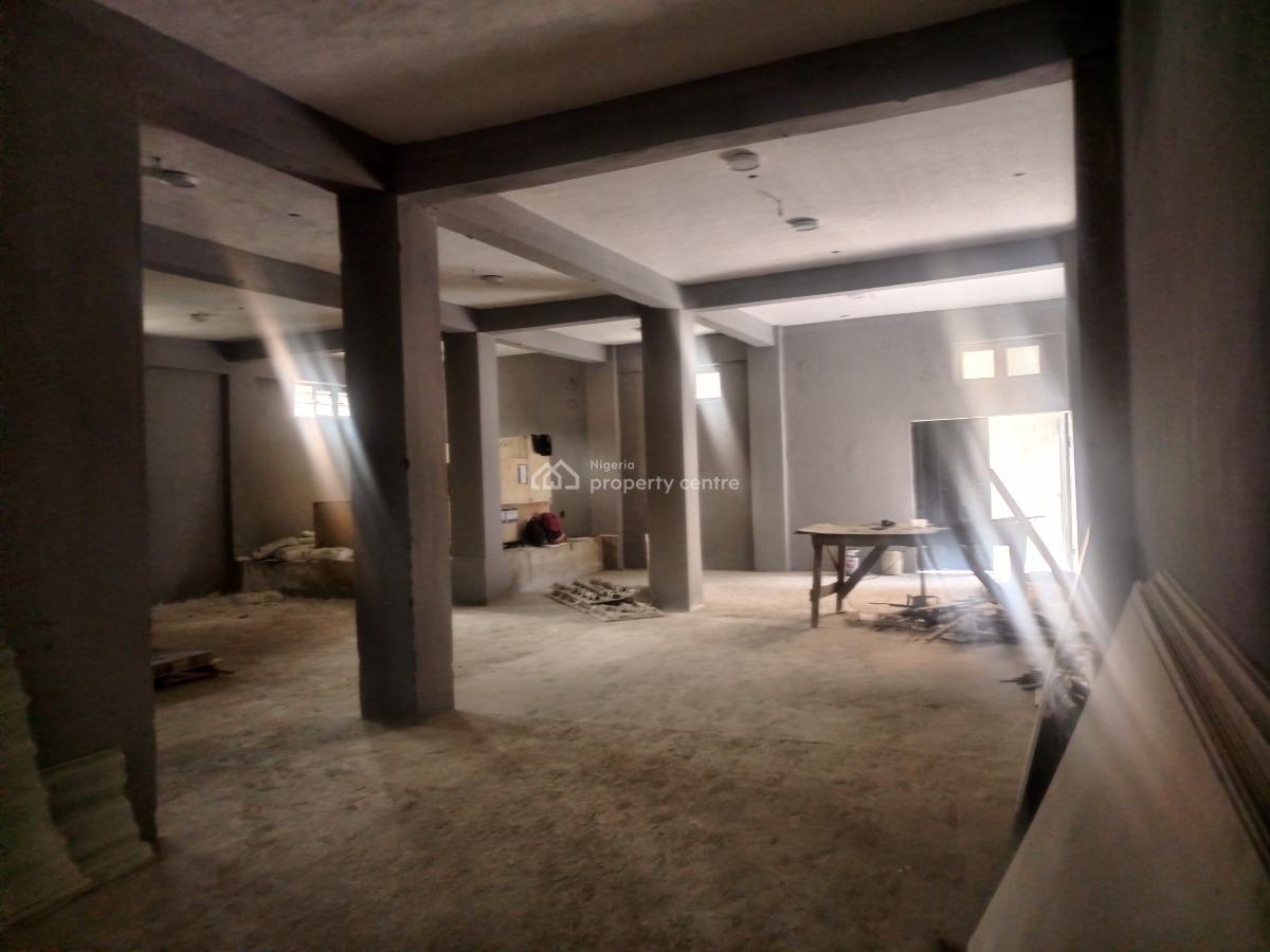 700 Sqm Warehouse & Multiple Office Space Located on Ikeja Oshodi Expr, Ikeja /oshodi Express Way, Ikeja, Lagos, Warehouse for Rent