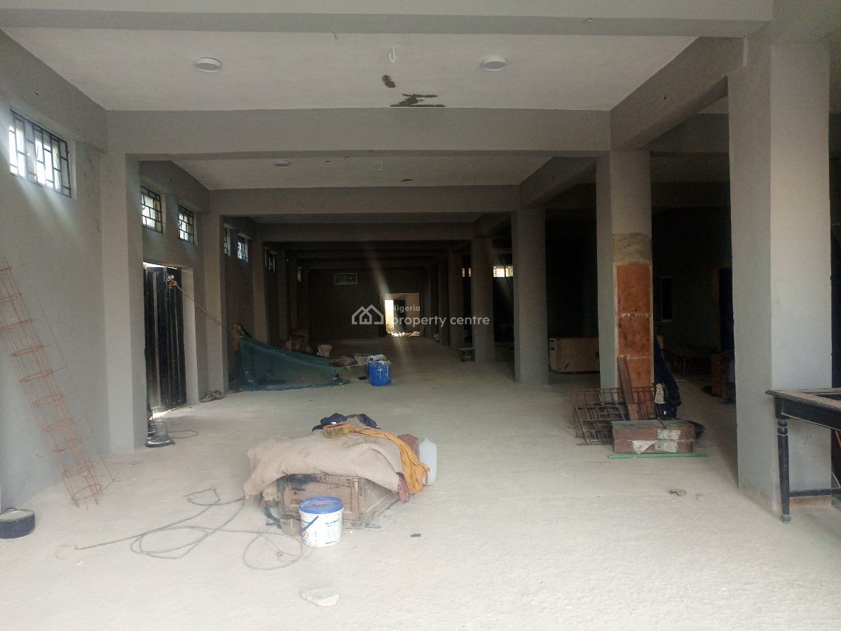 700 Sqm Warehouse & Multiple Office Space Located on Ikeja Oshodi Expr, Ikeja /oshodi Express Way, Ikeja, Lagos, Warehouse for Rent