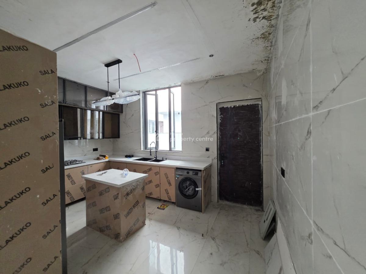 5bedrooms Detached Duplex with Bq, Lekki Phase 1, Lekki, Lagos, Detached Duplex for Sale