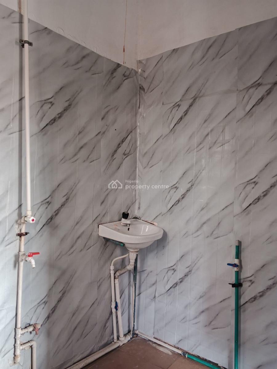 Room Self Contain Available in a Good Area, Makoko Road, Makoko, Yaba, Lagos, Self Contain (single Rooms) for Rent