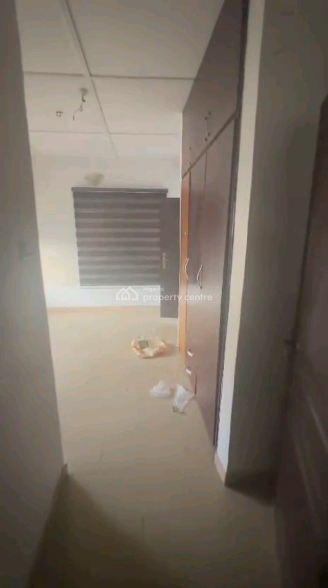Decent 3 Bedroom Flat Two Rooms Ensuite, Upstairs in a Block of 4 Flat, Deeper Life, Ifako, Gbagada, Lagos, Flat / Apartment for Rent