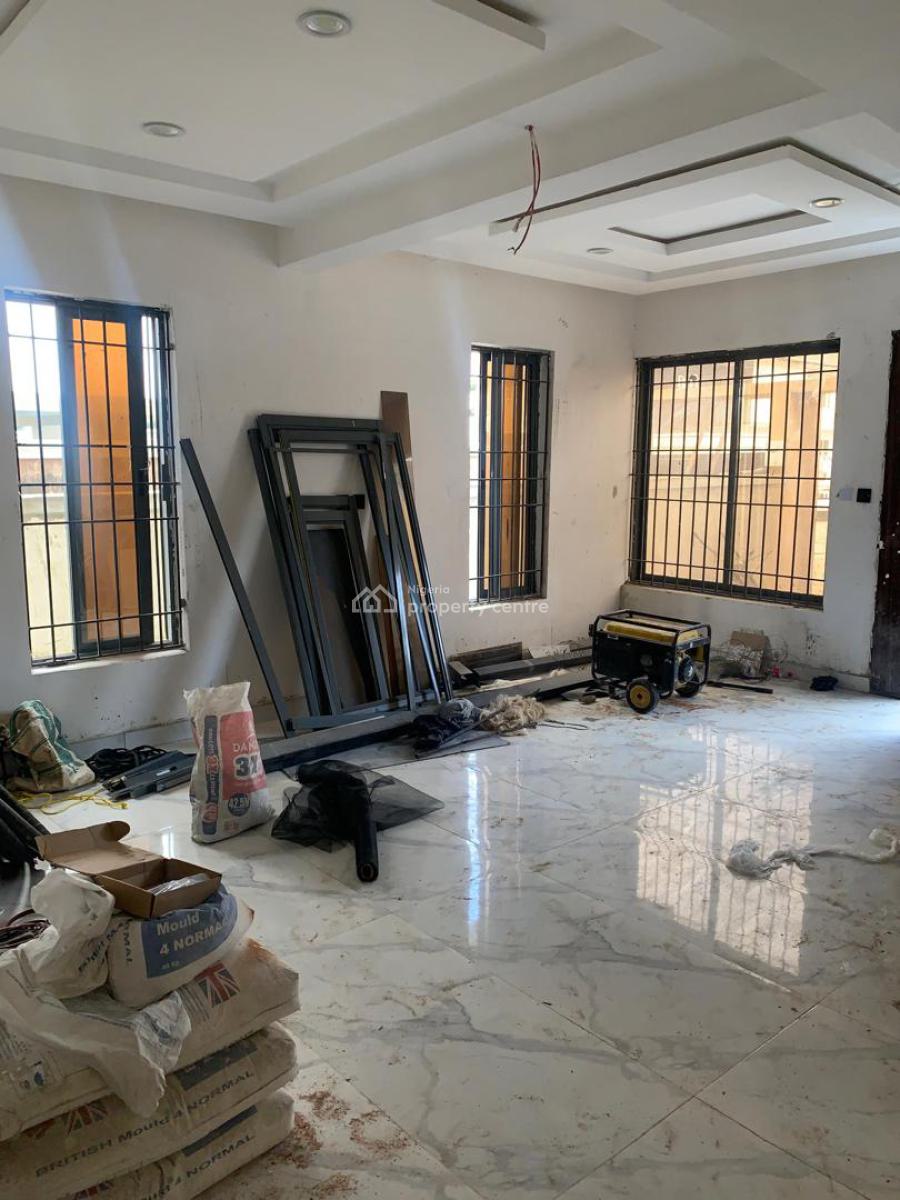 4-bedroom Semi-detached Duplex + Bq, Lekki Phase 1, Lekki, Lagos, Flat / Apartment for Rent