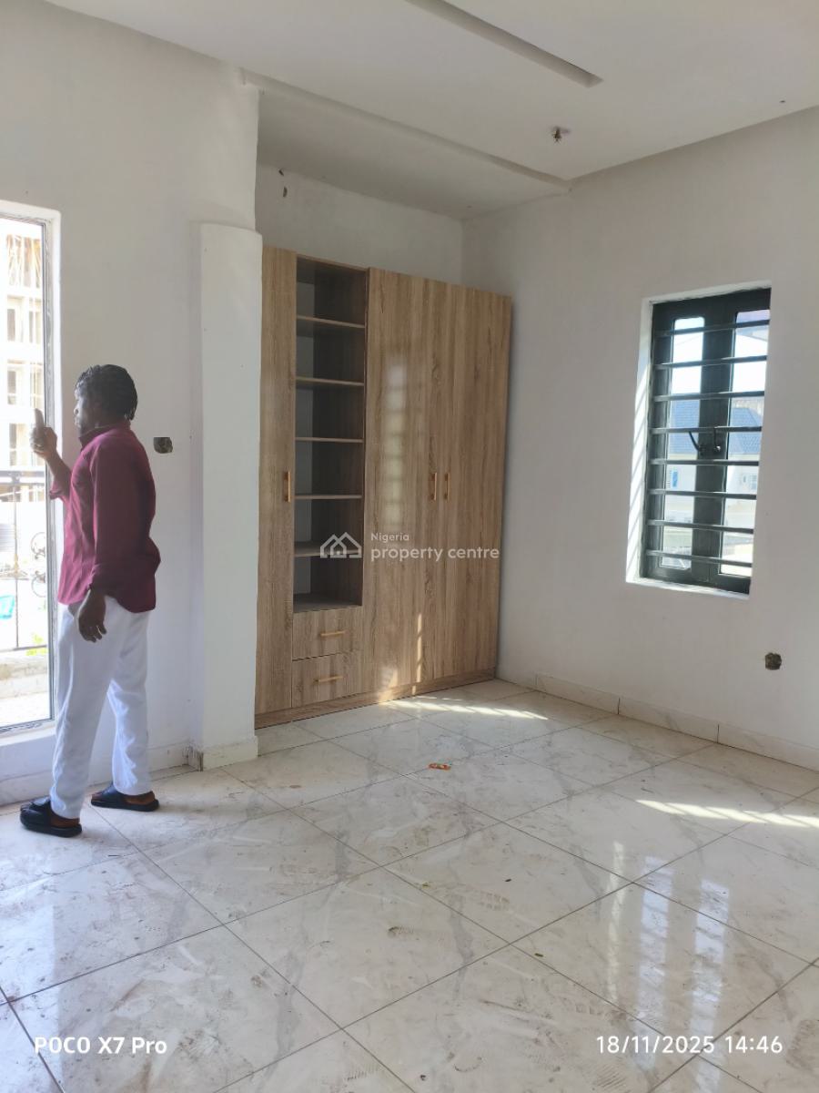 Spacious 3 Bed Flat, Off Spg Ologolo Road Ask Bencom Homes, Lekki, Lagos, Flat / Apartment for Sale