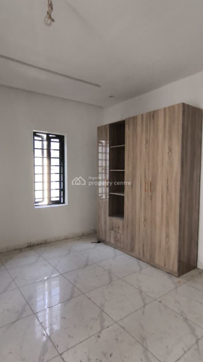 Spacious 3 Bed Flat, Off Spg Ologolo Road Ask Bencom Homes, Lekki, Lagos, Flat / Apartment for Sale