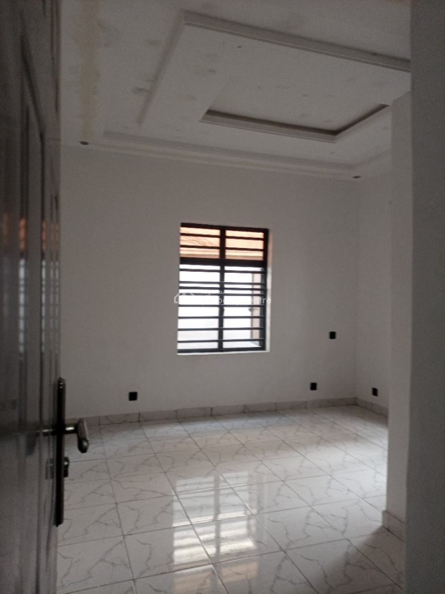 3bedroom Flat / Apartment All Rooms Ensuite, Beside Thomas Estate, Ajah, Lagos, Flat / Apartment for Rent
