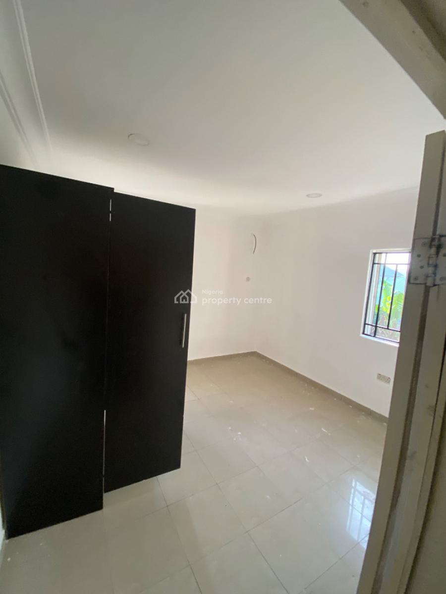 Well Maintained 2bedroom Flat, Ologunfe, Awoyaya, Ibeju Lekki, Lagos, Flat / Apartment for Rent