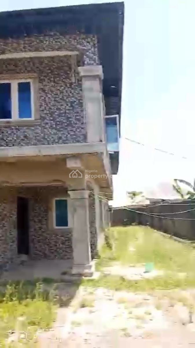 4bedroom Duplex with 2units of 3bedroom Flat Available in Decent Area, Baiyeku, Igbogbo, Ikorodu, Lagos, House for Sale