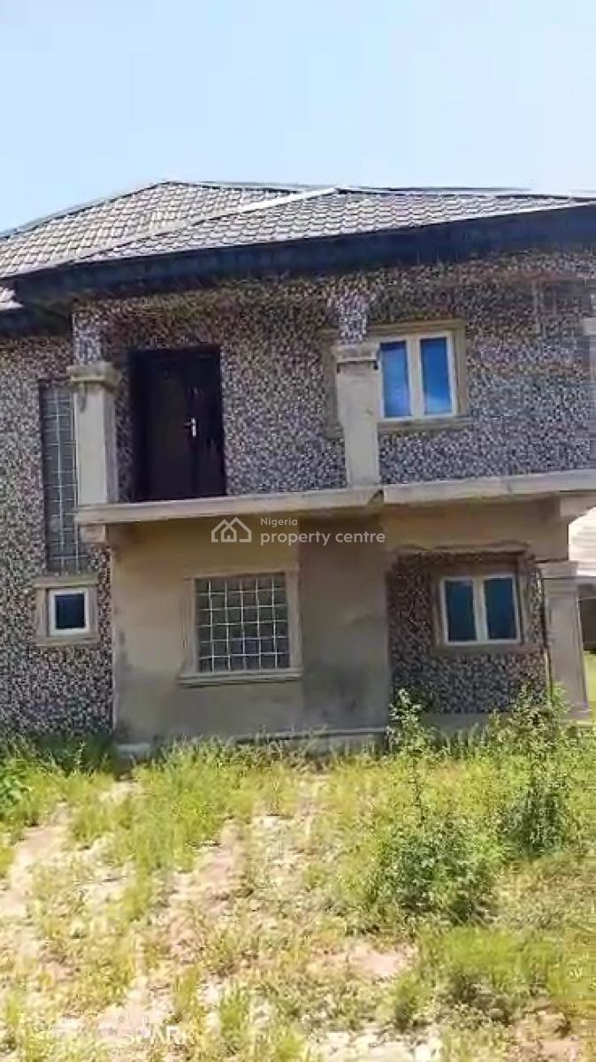 4bedroom Duplex with 2units of 3bedroom Flat Available in Decent Area, Baiyeku, Igbogbo, Ikorodu, Lagos, House for Sale