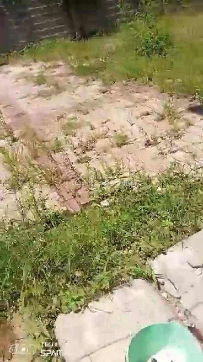 4bedroom Duplex with 2units of 3bedroom Flat Available in Decent Area, Baiyeku, Igbogbo, Ikorodu, Lagos, House for Sale