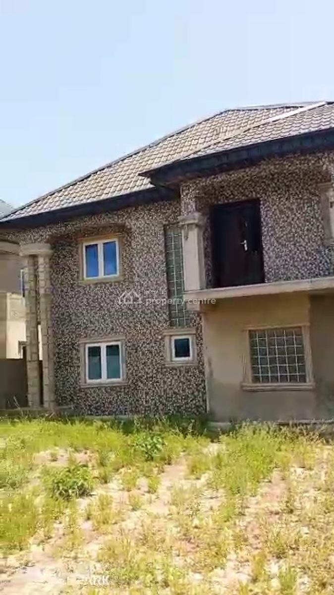 4bedroom Duplex with 2units of 3bedroom Flat Available in Decent Area, Baiyeku, Igbogbo, Ikorodu, Lagos, House for Sale