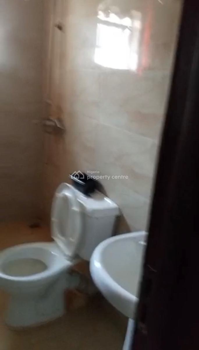 Very Spacious Serviced 2 Bedroom Apartment Available, Fara Park, Sangotedo, Ajah, Lagos, Flat / Apartment for Rent