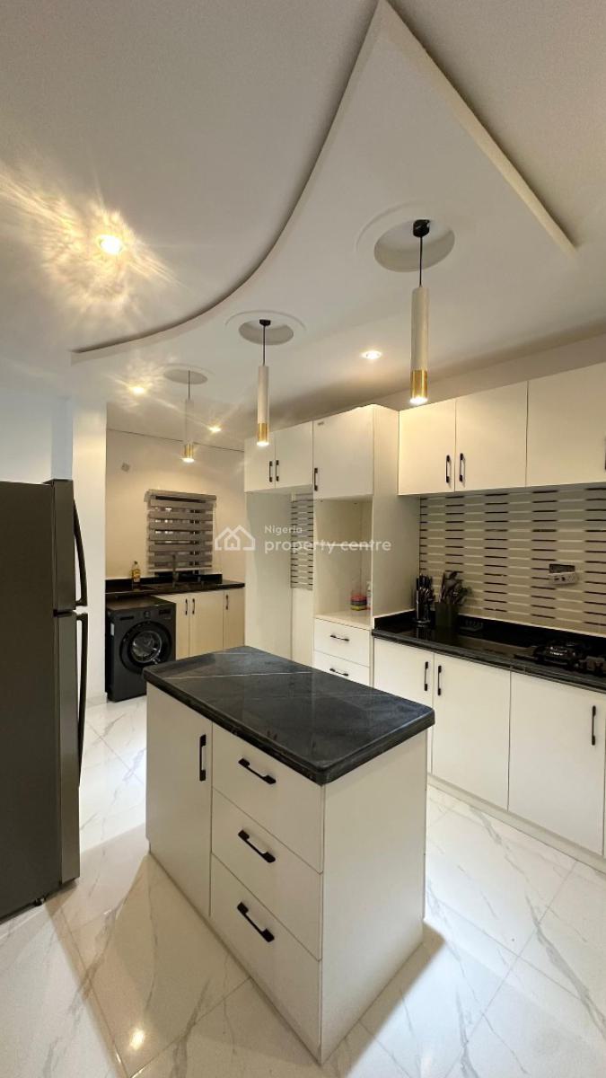 Luxury 3 Bedroom Apartment, Lekki Phase 1, Lekki, Lagos, Flat / Apartment Short Let