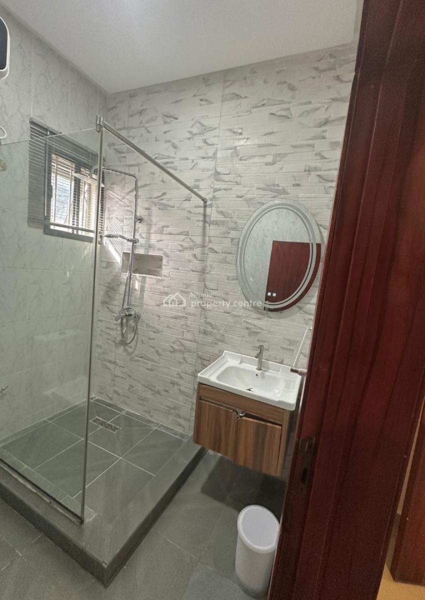 Mini Flat ( Room and Pallor ), Jose Maria Escrivia Estate Lekki Right, Lekki Phase 1, Lekki, Lagos, Mini Flat (room and Parlour) Short Let