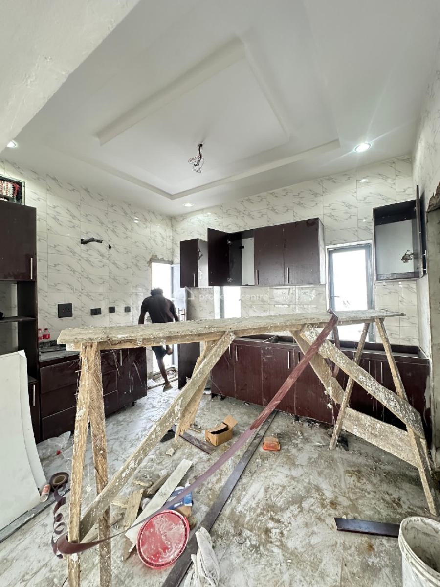 Exquisite Luxury Spacious 2 Bedroom Apartment, Ajah, Lagos, Flat / Apartment for Sale