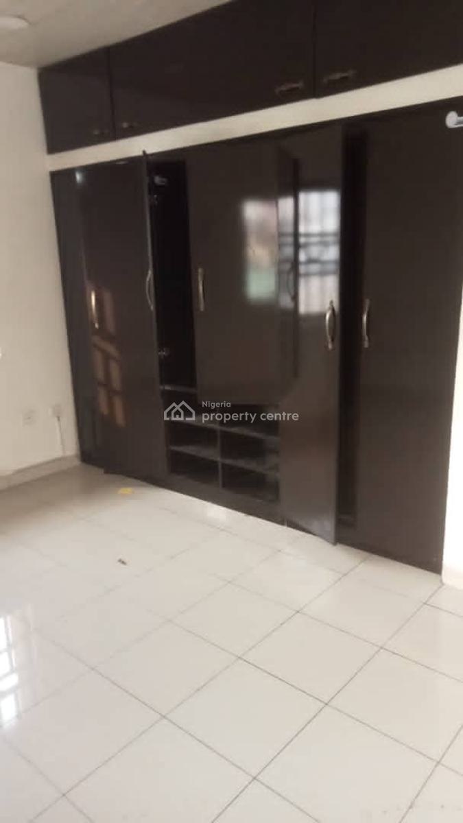 Massive 3 Bedroom Flat Apartment. Chat for Video, Off Palace Way, Ikate Elegushi, Lekki, Lagos, Flat / Apartment for Rent