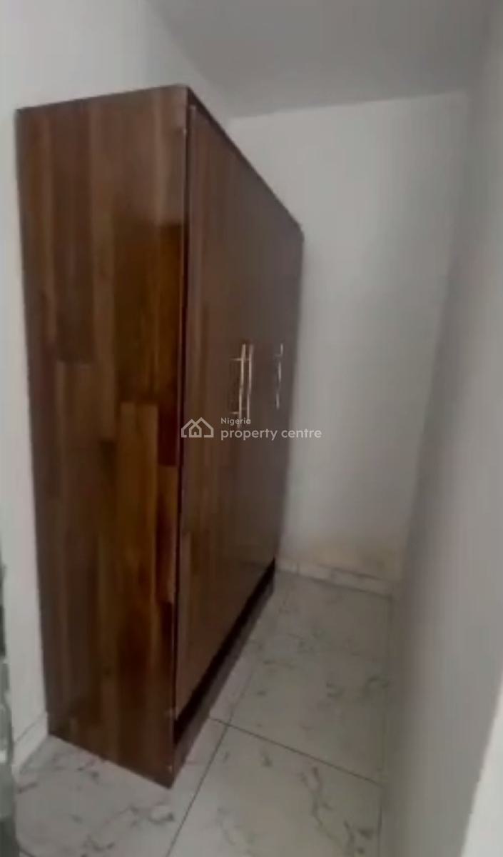 Spacious 3 Bedroom Flat, Ikota, Lekki, Lagos, Flat / Apartment for Rent