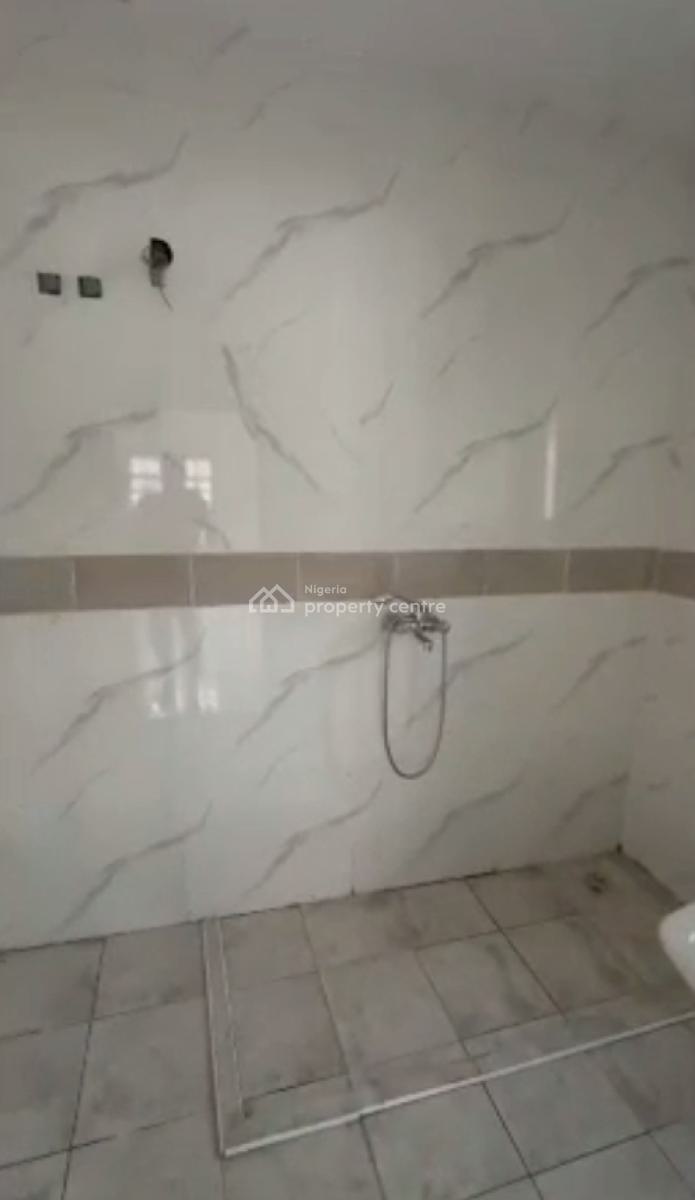 Spacious 3 Bedroom Flat, Ikota, Lekki, Lagos, Flat / Apartment for Rent