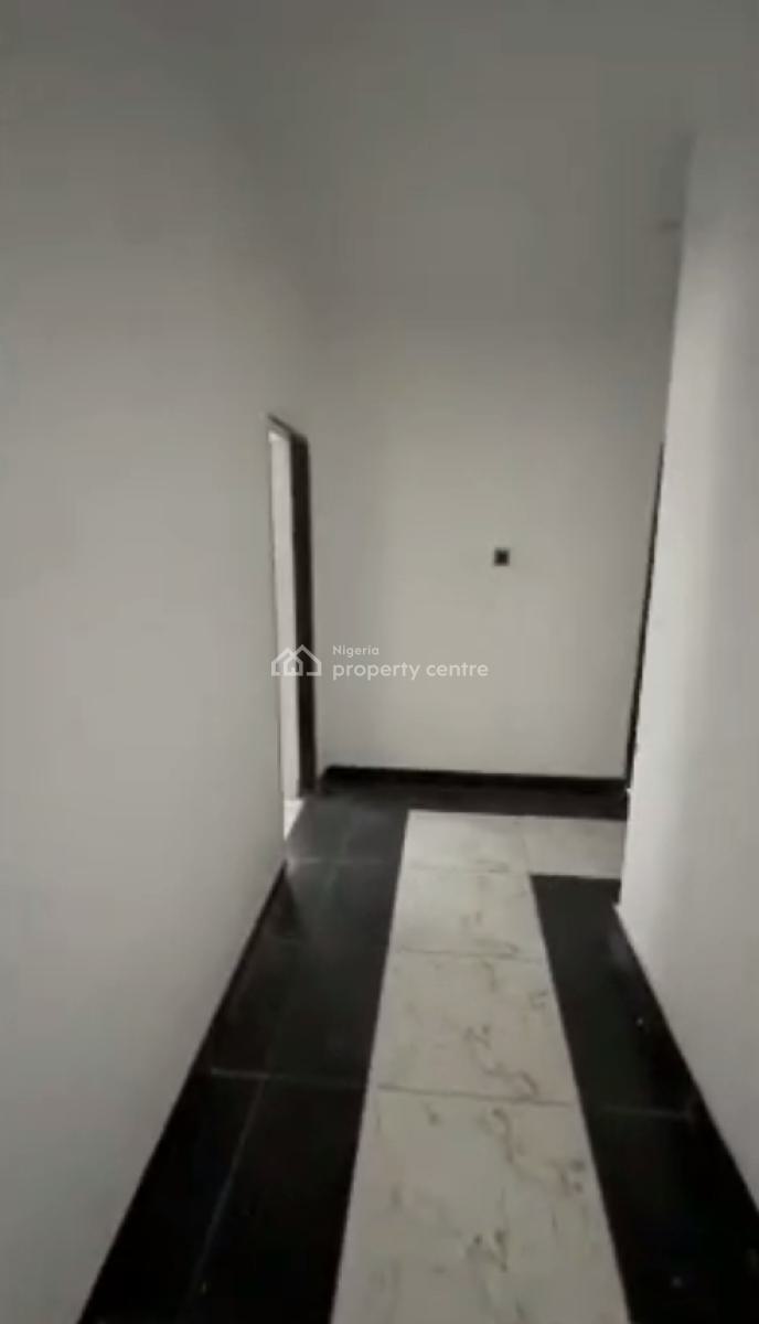 Spacious 3 Bedroom Flat, Ikota, Lekki, Lagos, Flat / Apartment for Rent