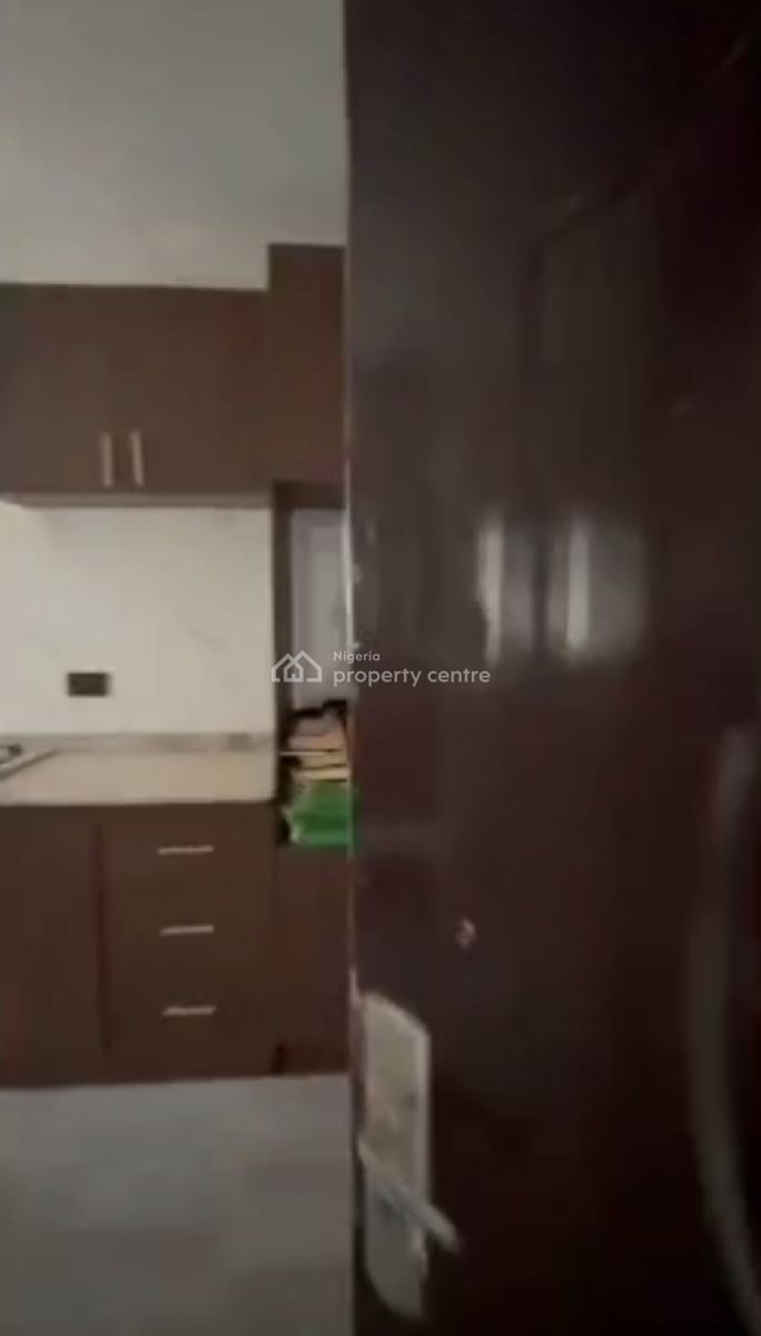 Spacious 3 Bedroom Flat, Ikota, Lekki, Lagos, Flat / Apartment for Rent