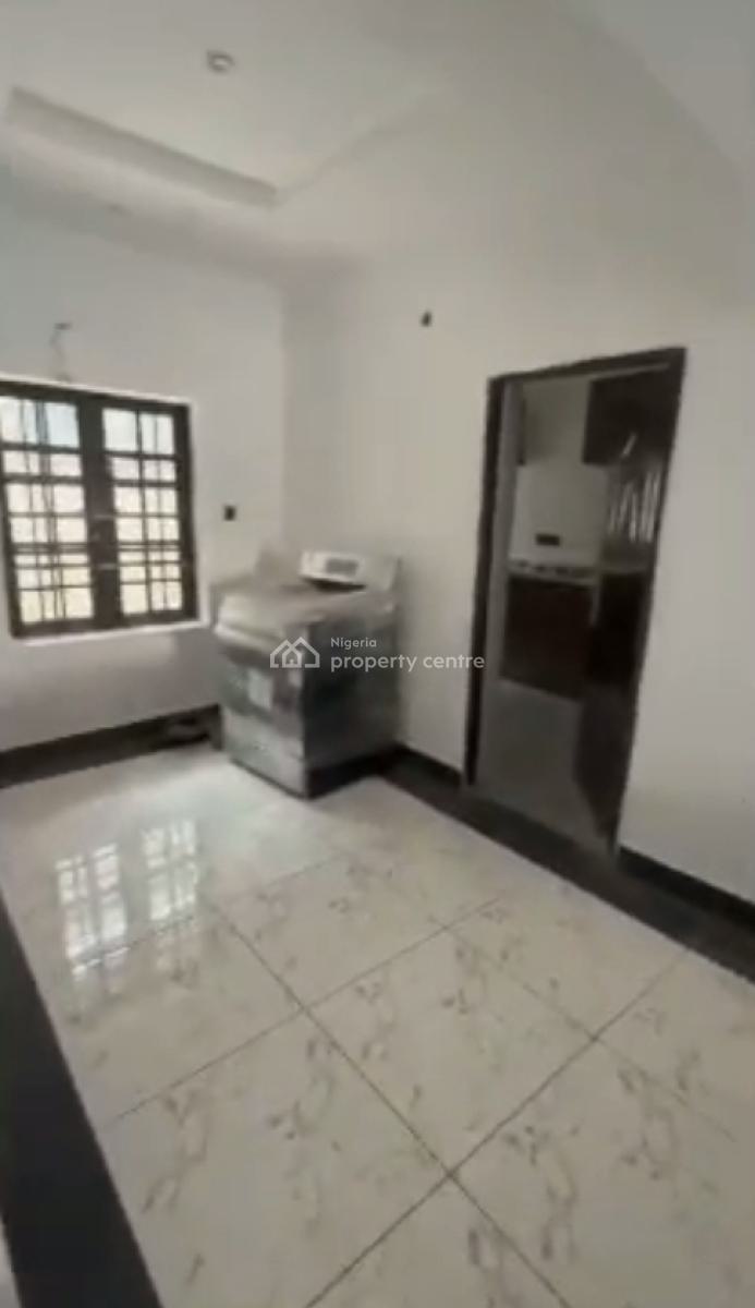 Spacious 3 Bedroom Flat, Ikota, Lekki, Lagos, Flat / Apartment for Rent