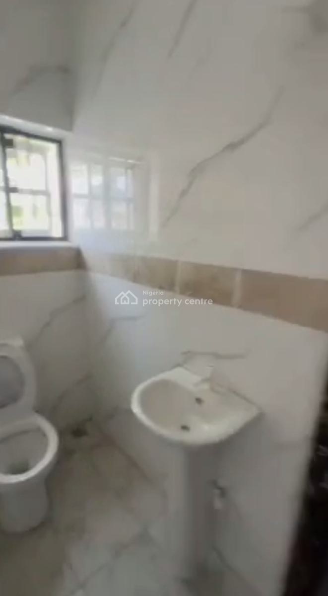 Spacious 3 Bedroom Flat, Ikota, Lekki, Lagos, Flat / Apartment for Rent