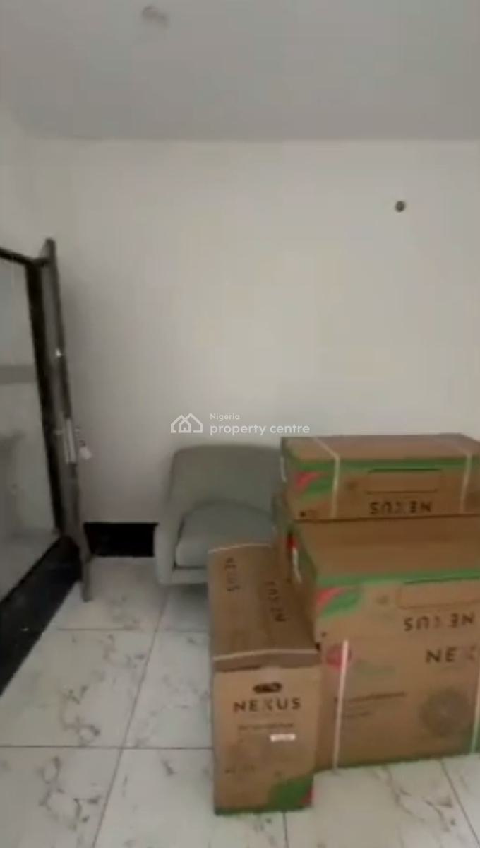 Spacious 3 Bedroom Flat, Ikota, Lekki, Lagos, Flat / Apartment for Rent