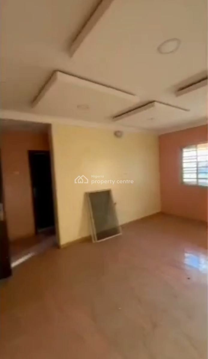 Spacious 2 Bedroom Flats, Ologolo, Lekki, Lagos, Flat / Apartment for Rent