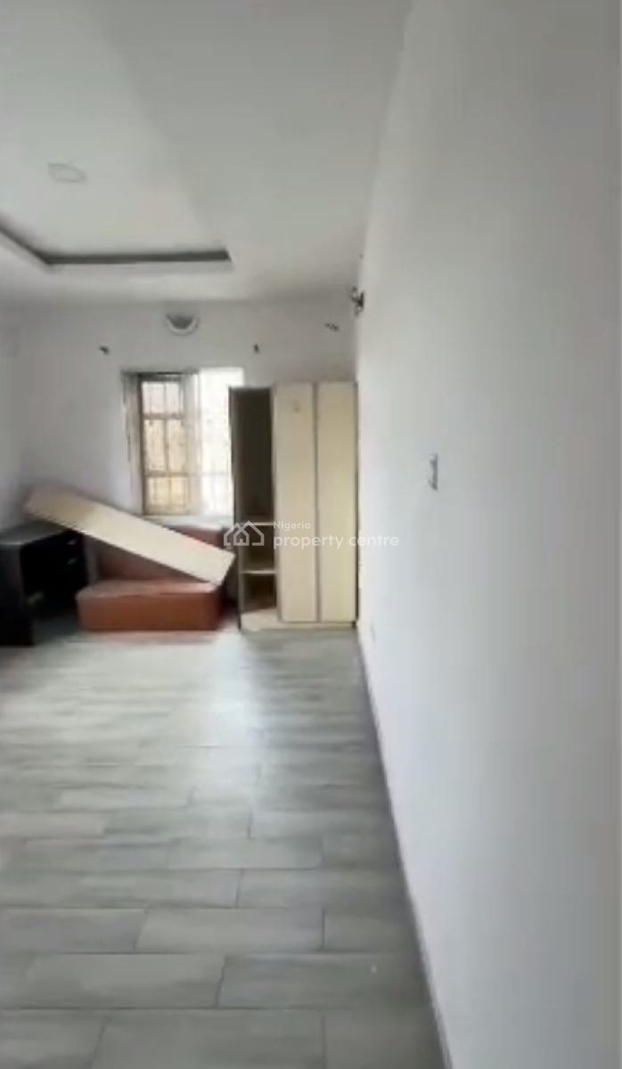 Decent 2 Bedroom Flat, Ologolo, Lekki, Lagos, Flat / Apartment for Rent