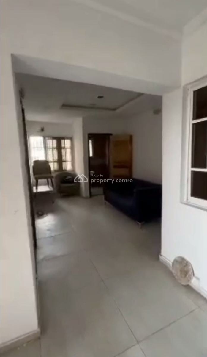 Decent 2 Bedroom Flat, Ologolo, Lekki, Lagos, Flat / Apartment for Rent