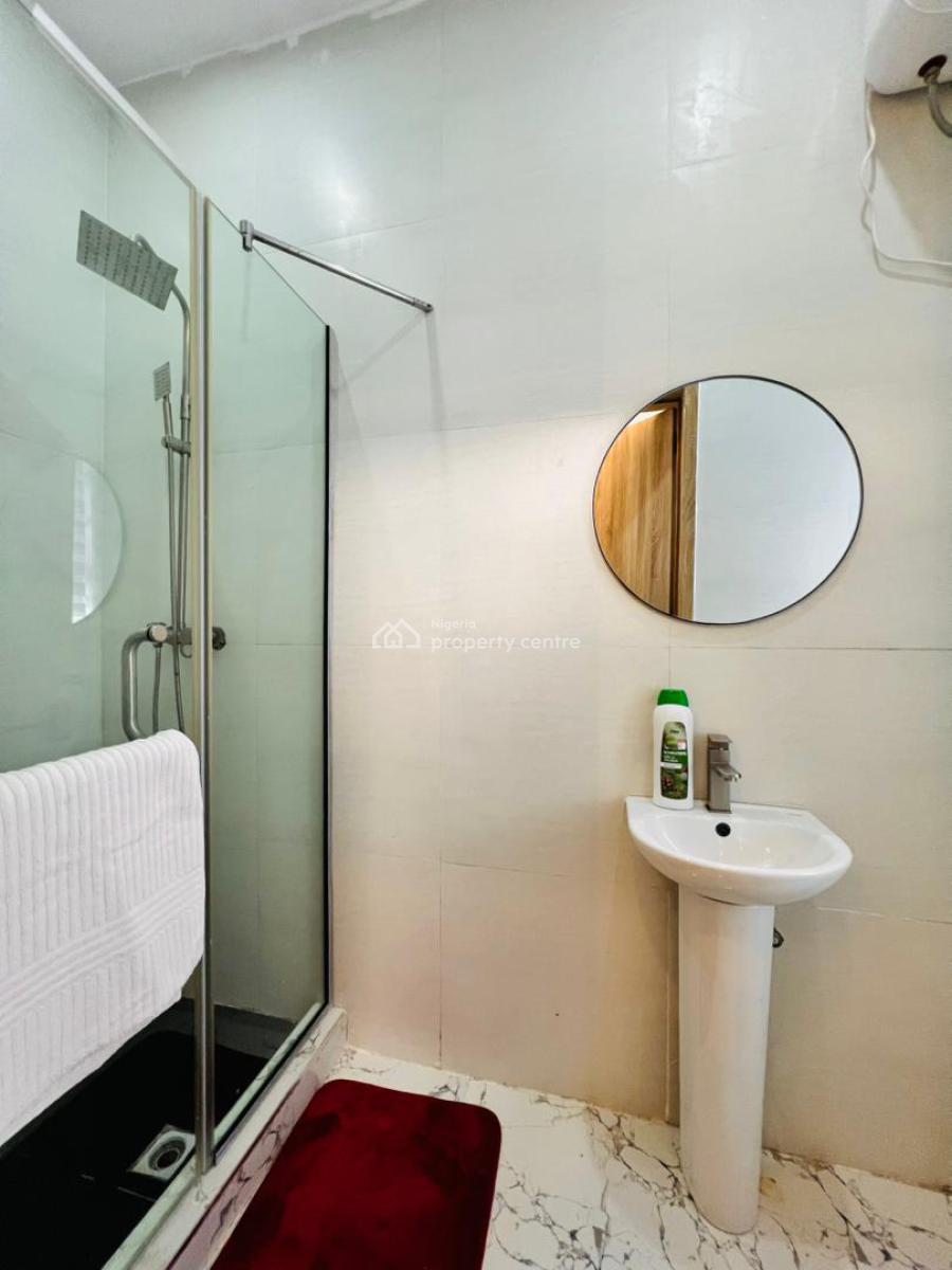 Luxury Smart 2 Bedroom Apartment Thatll Satisfy Your Need., Christopher Ugbaja Street,bera Estate, Chevron Drive., Lekki, Lagos, Flat / Apartment Short Let