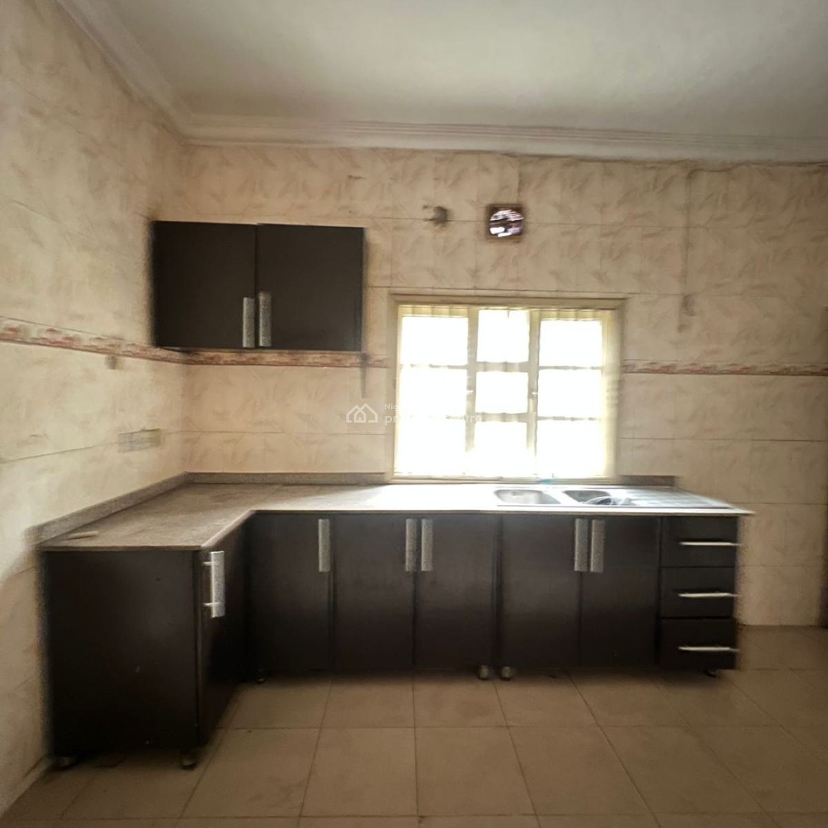 Luxury 5 Bedroom Apartment, Secured/serene Environment, Lekki Phase 1, Lekki, Lagos, Flat / Apartment for Rent