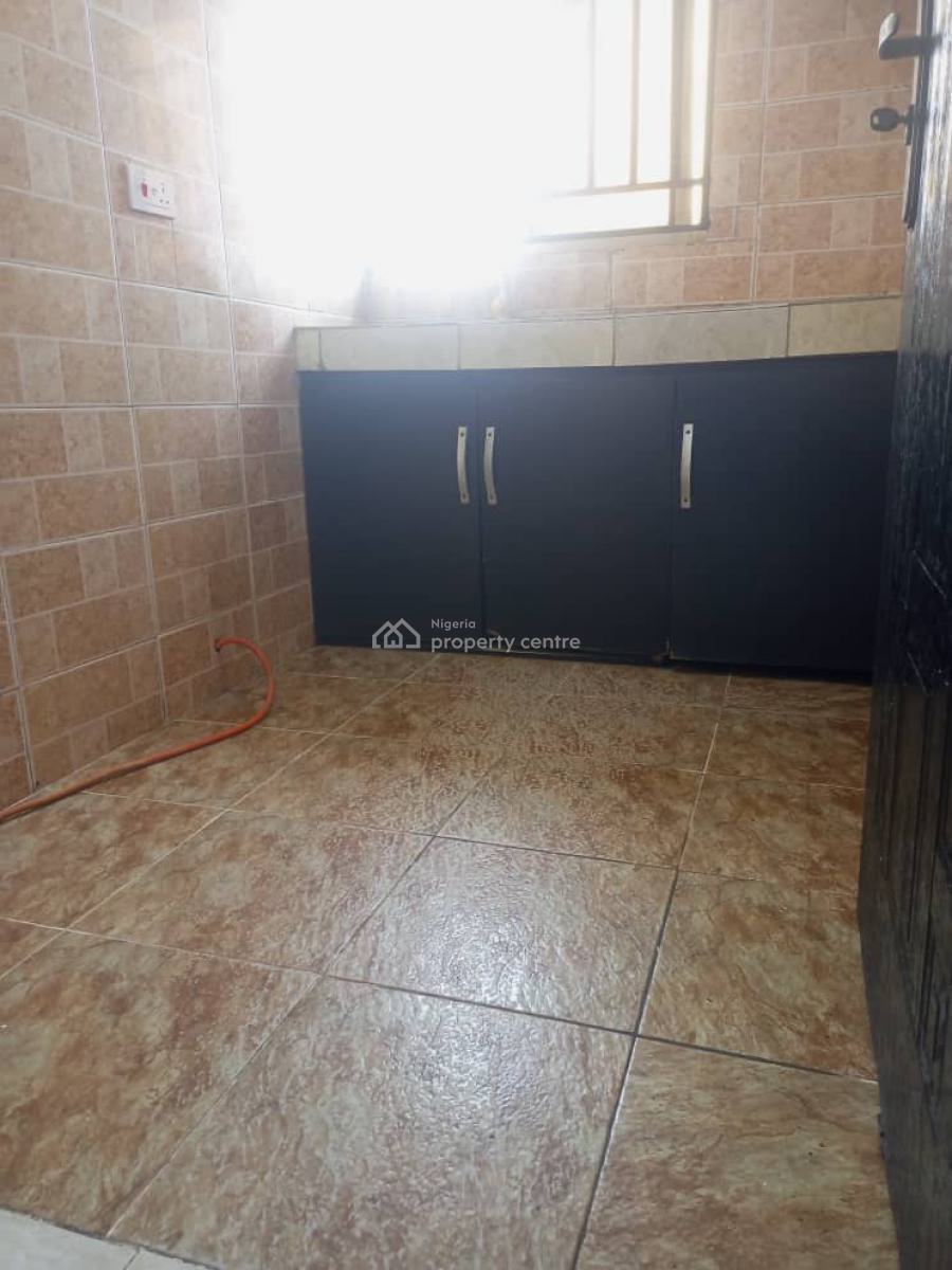2 Bedroom Upstairs Sharp and Clean, Westwood Estate Badore Road, Ajah, Lagos, Flat / Apartment for Rent