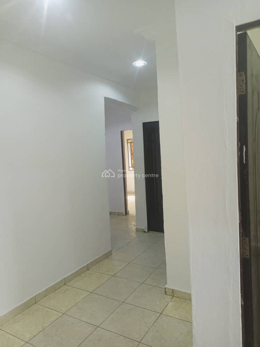 2 Bedroom Upstairs Sharp and Clean, Westwood Estate Badore Road, Ajah, Lagos, Flat / Apartment for Rent