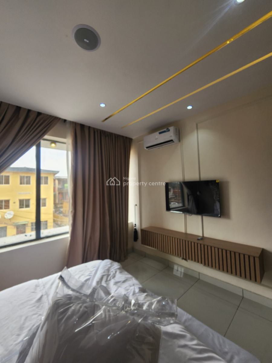 Luxury 1 Bedroom Apartment, Surulere, Lagos, Flat / Apartment for Sale