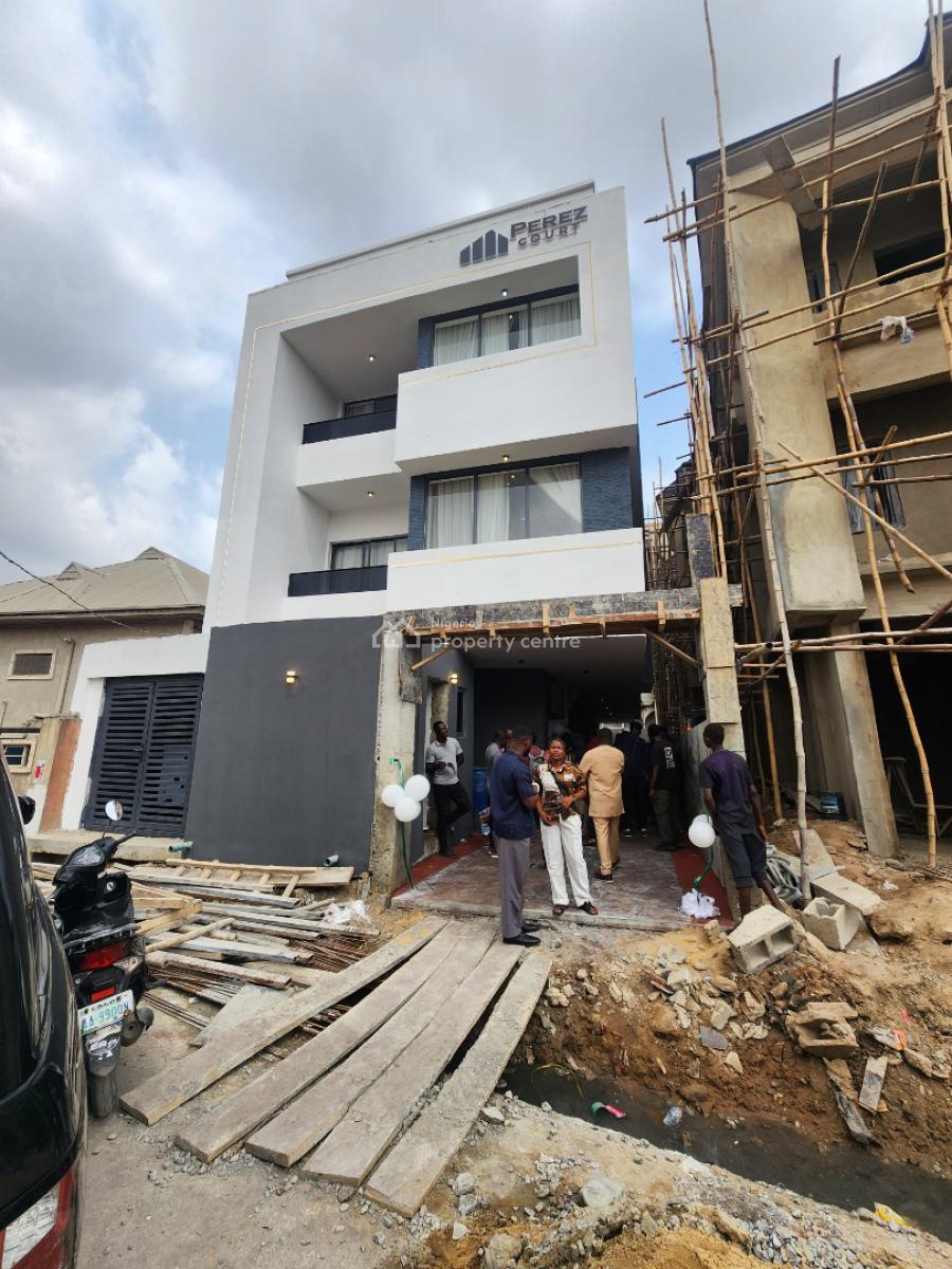 Luxury 1 Bedroom Apartment, Surulere, Lagos, Flat / Apartment for Sale