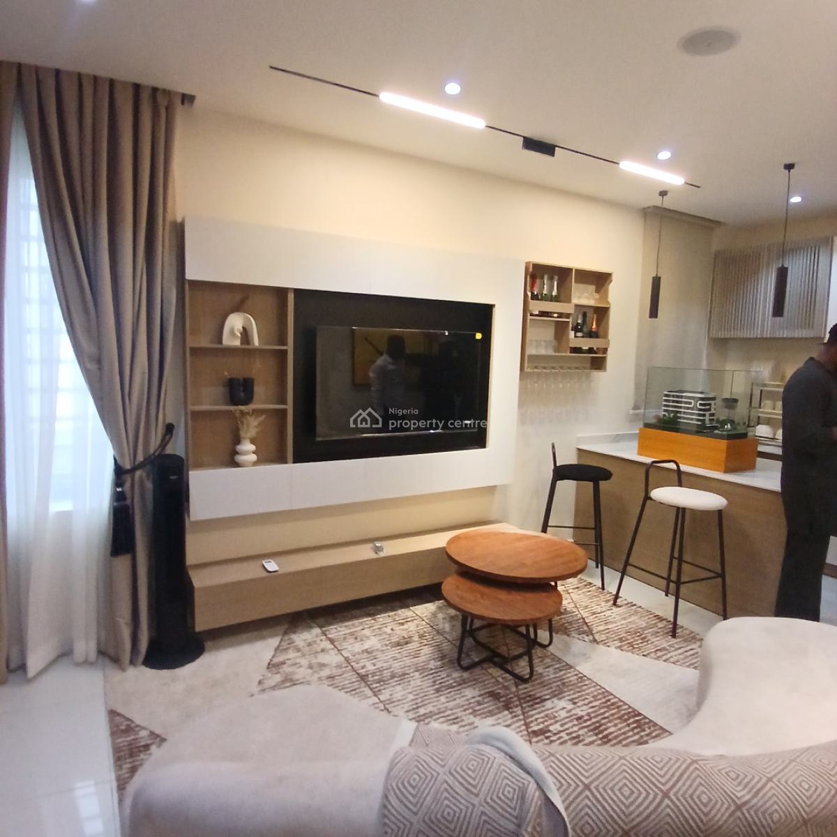 Exquisitely Detailed 1 Bedroom Apartment, Surulere, Lagos, Flat / Apartment for Sale