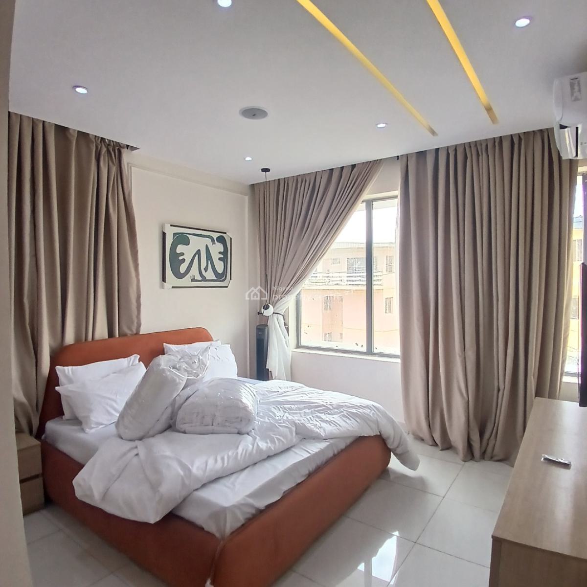 Exquisitely Detailed 1 Bedroom Apartment, Surulere, Lagos, Flat / Apartment for Sale