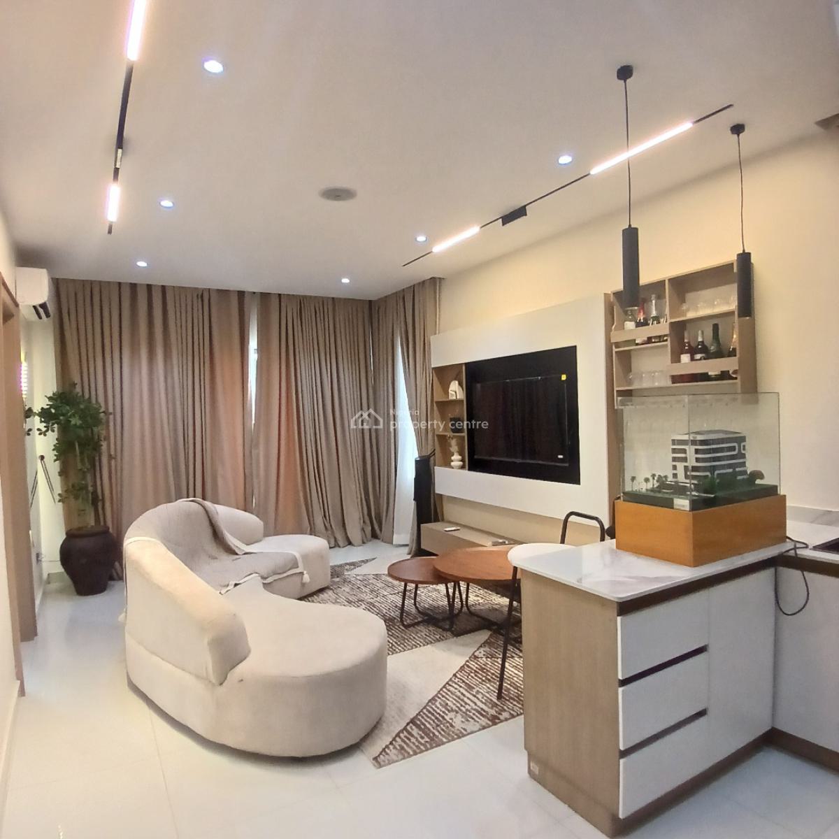 Exquisitely Detailed 1 Bedroom Apartment, Surulere, Lagos, Flat / Apartment for Sale